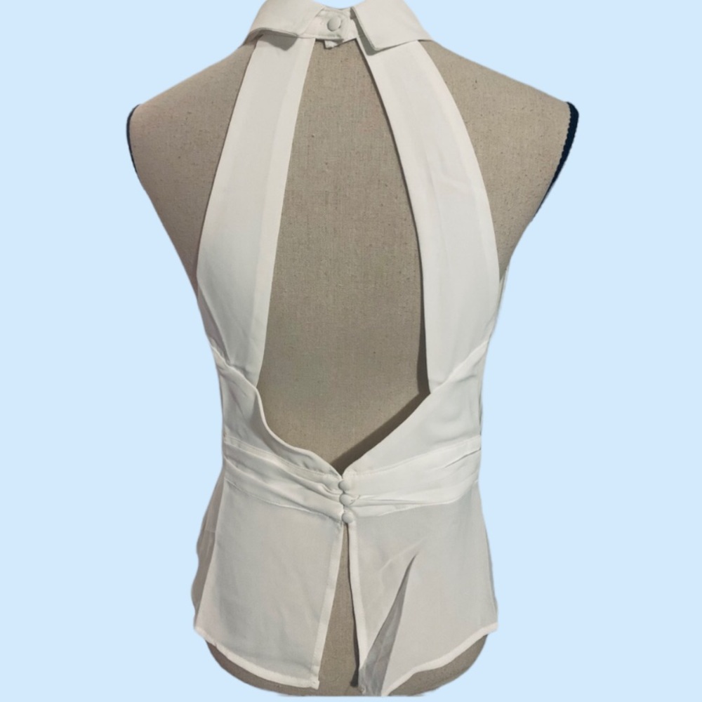 ❌DONATED❌White High Neck Belted Waist Detailed Top - Picture 5 of 9
